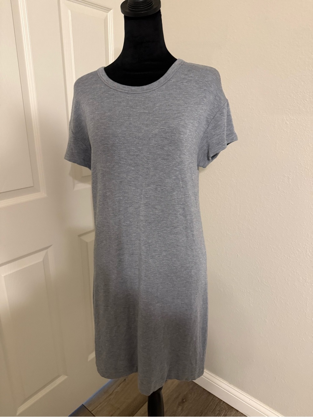 Lou & Grey Heather Gray Short-Sleeve Mini Dress